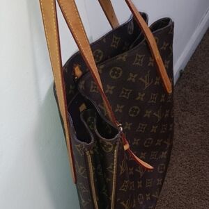 Louis Vuitton Monogram Canvas Tote with Tan Leather Straps